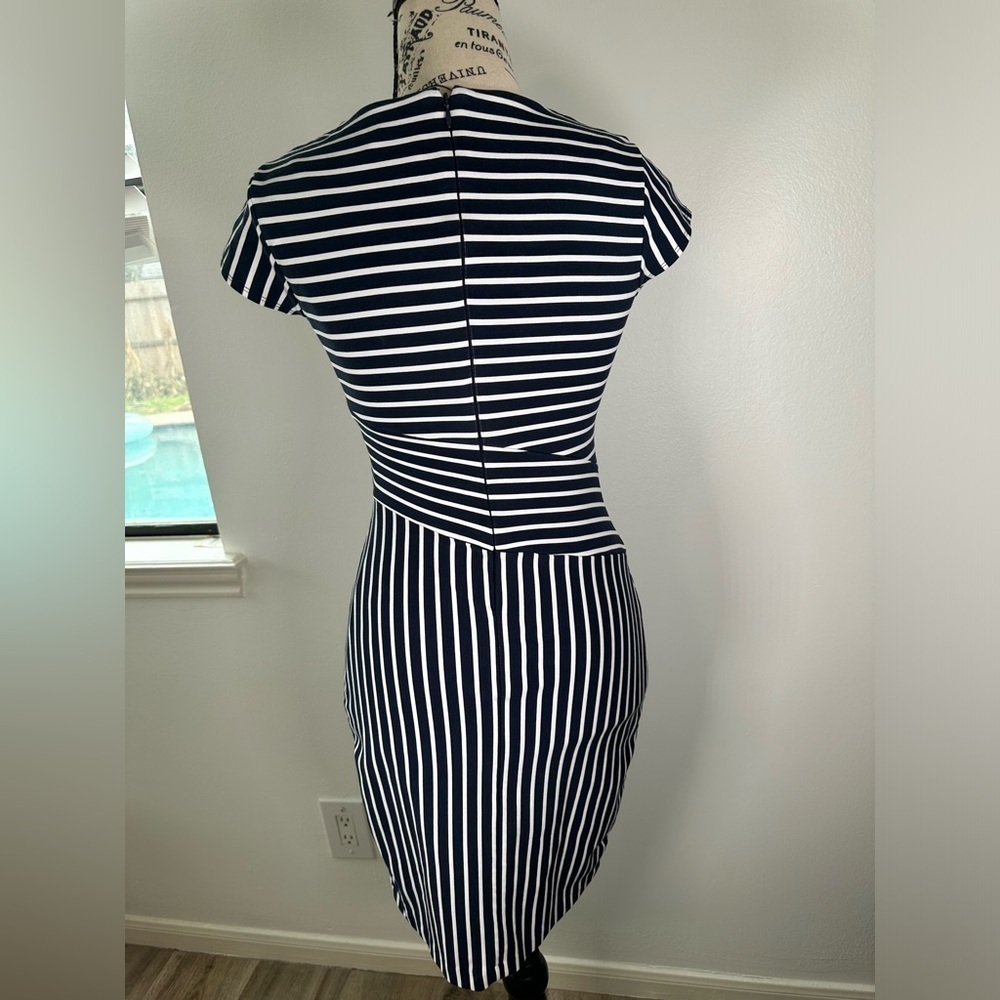 Banana Republic Sheath Dress Sz 00P Navy Blue White Striped Cap Sleeve Ponte - Picture 6 of 10